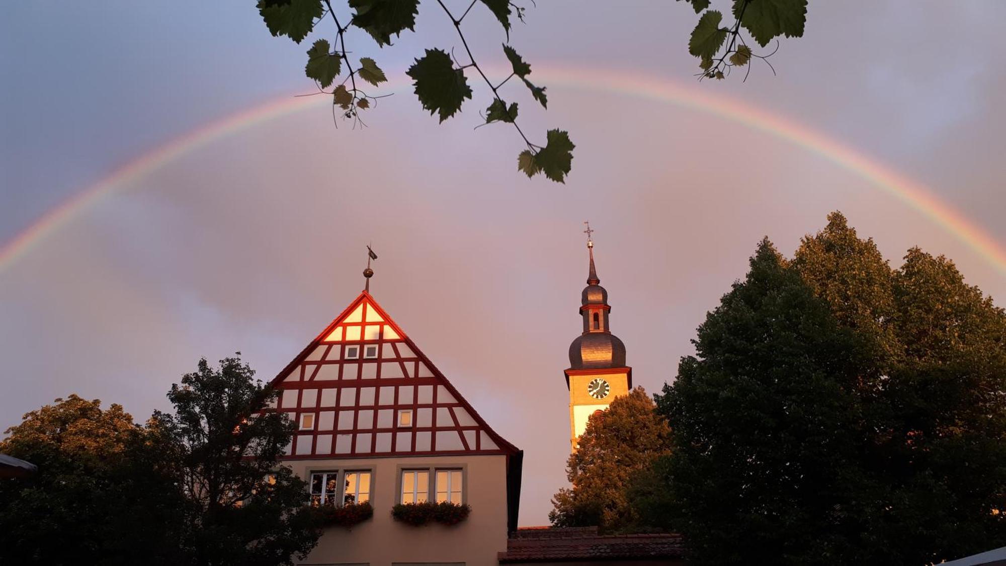 Landgasthof May Willanzheim Exteriör bild